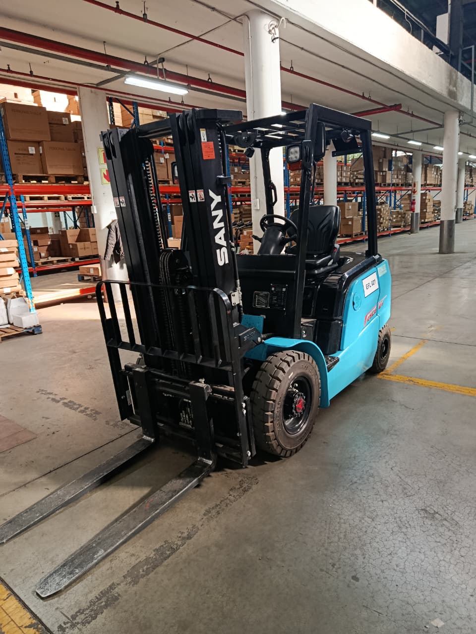 Electric forklift used for warehouse handling at Fusion Dispatch Center
